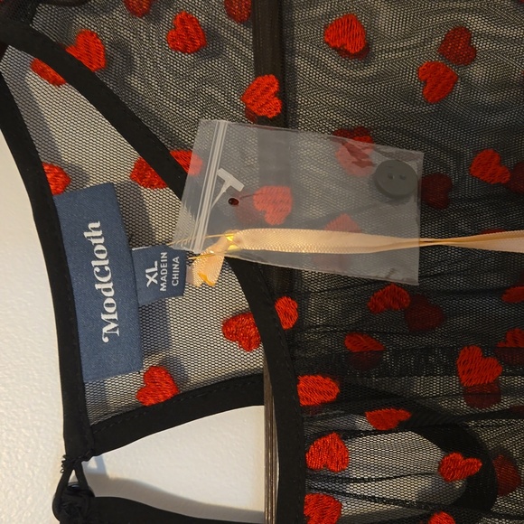 ModCloth Sheer blouse with heart embroidery - Picture 2 of 8